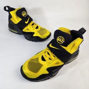 Nike Air Max 2 Yellow & black Mens. Size 9